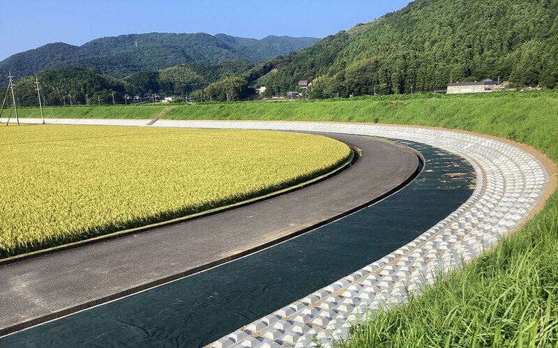 桑野川河川工事 完成